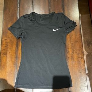 Nike shirt women sports